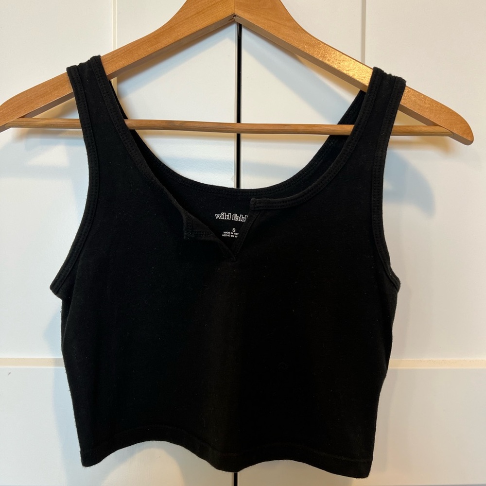 Wild Fable Classic Black Crop Top
